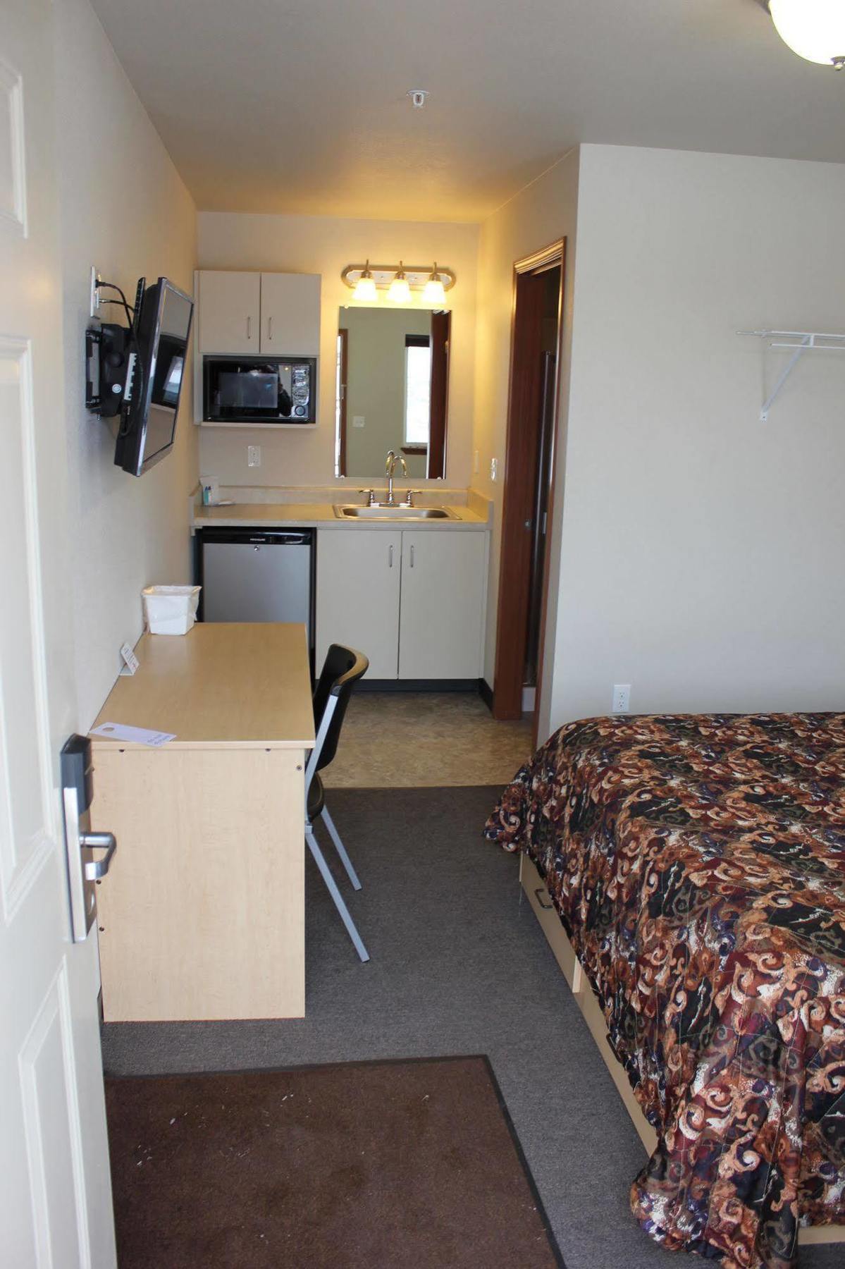Prairie Suites Motel Williston Exteriör bild