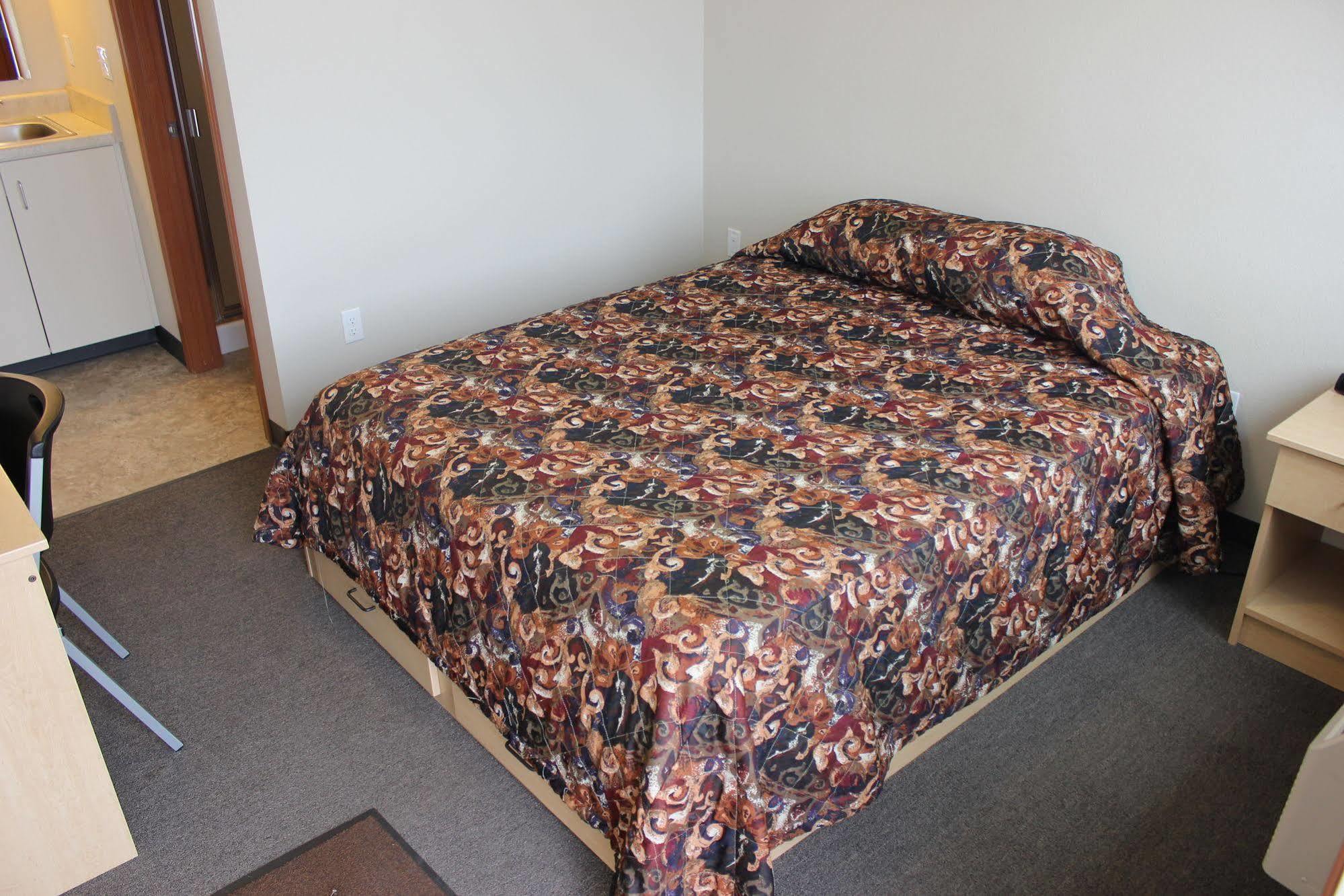 Prairie Suites Motel Williston Exteriör bild